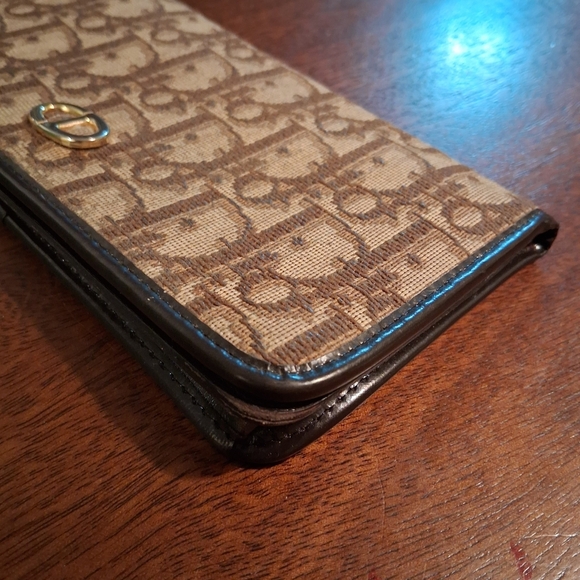 Dior Brown Monogram Key Holder - Picture 6 of 16